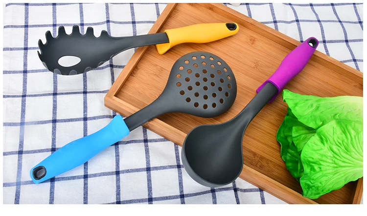 Nylon Kitchen Tools14.jpg