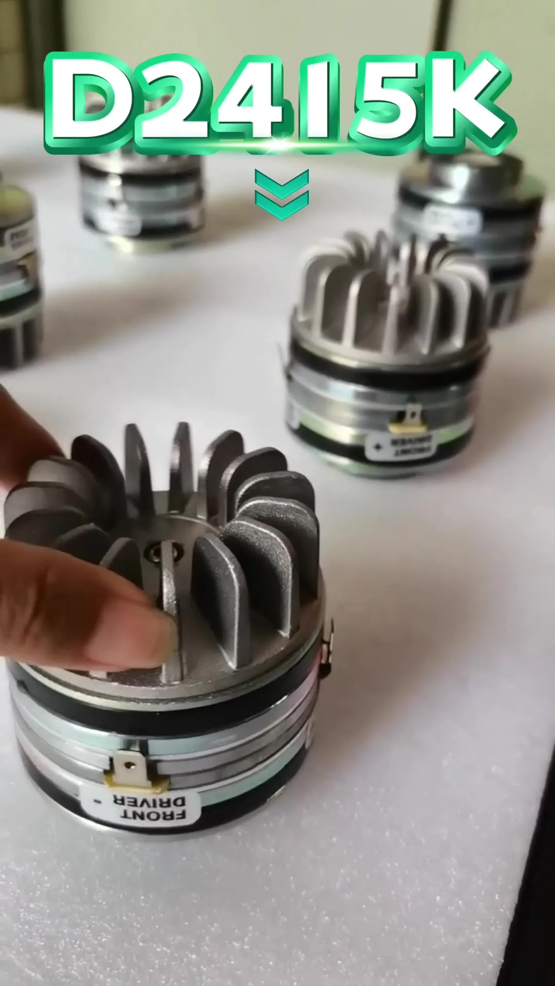 D2415K Dual 1.5 Inch Neodymium Compression Drivers for