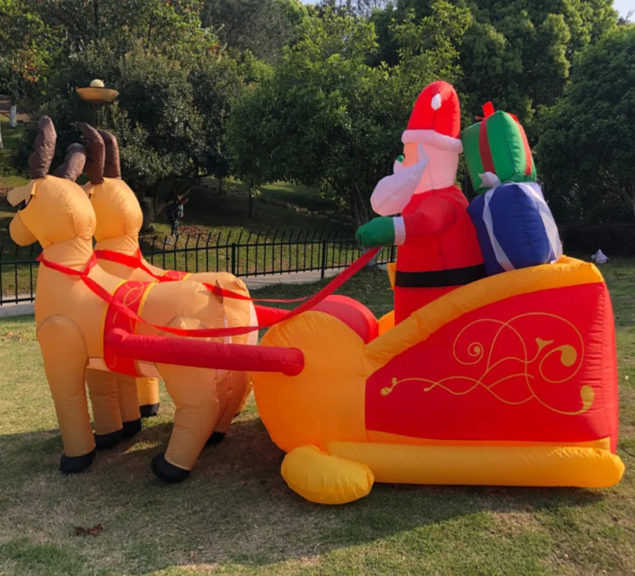 Santa on sleigh 2.1 242.png