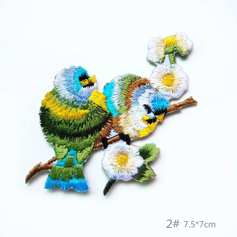 热卖缝在刺绣鸟图案刺绣补丁服装和鞋