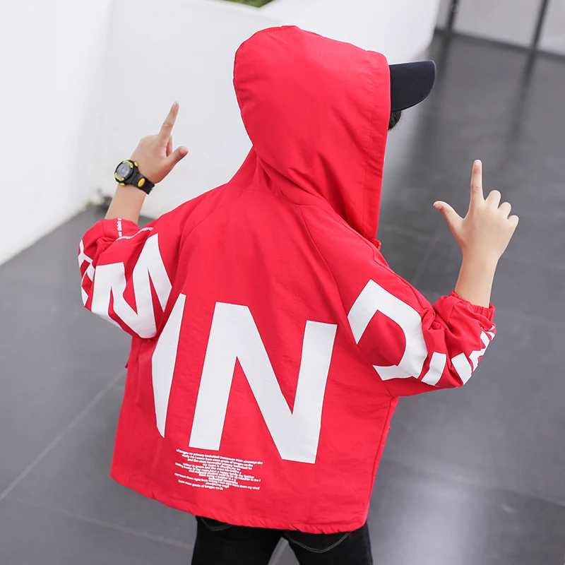 
High quality boutique fashion design boys jacket 100%polyester printed hooded pink kids windbreaker jacket 