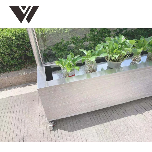 outdoor cafe barriers