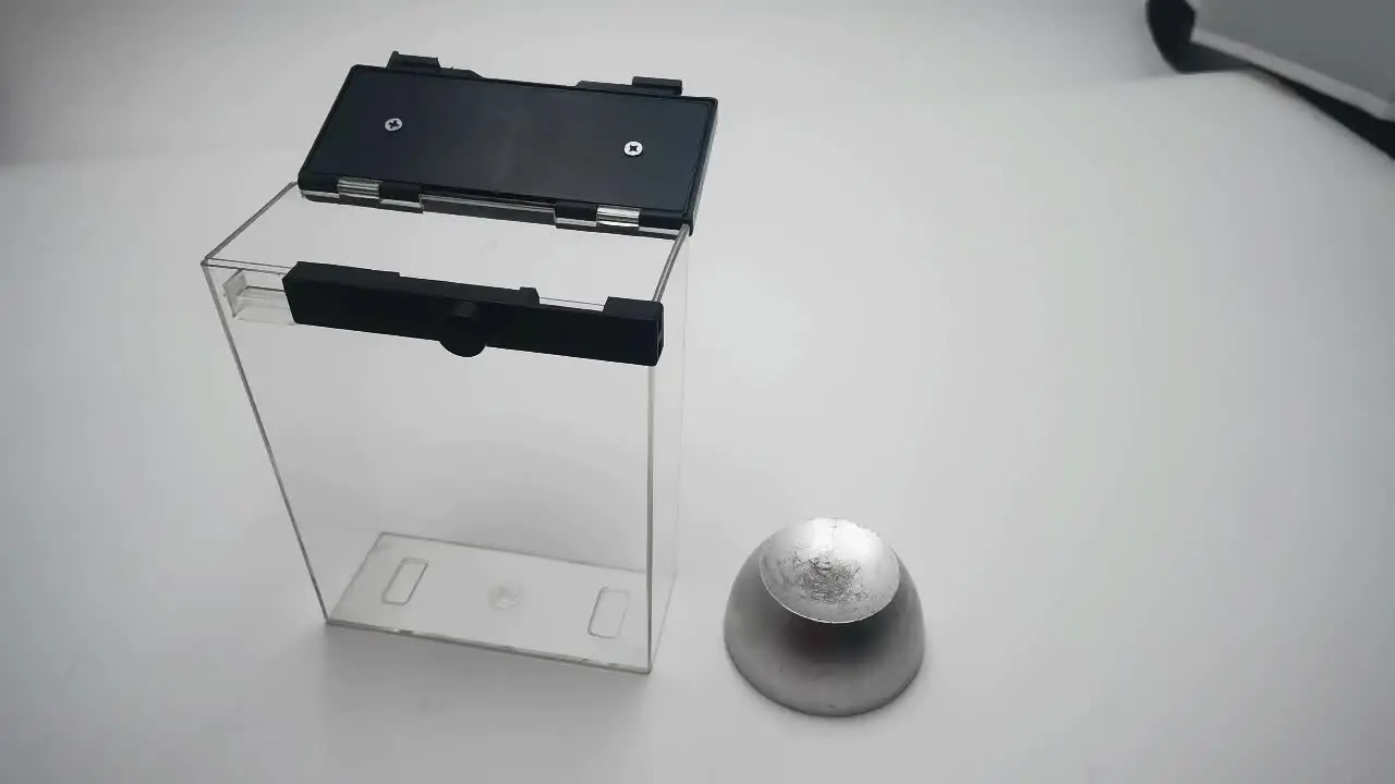 Secure Your Store with EAS Anti-Theft Boxes from HIGHLIGHT