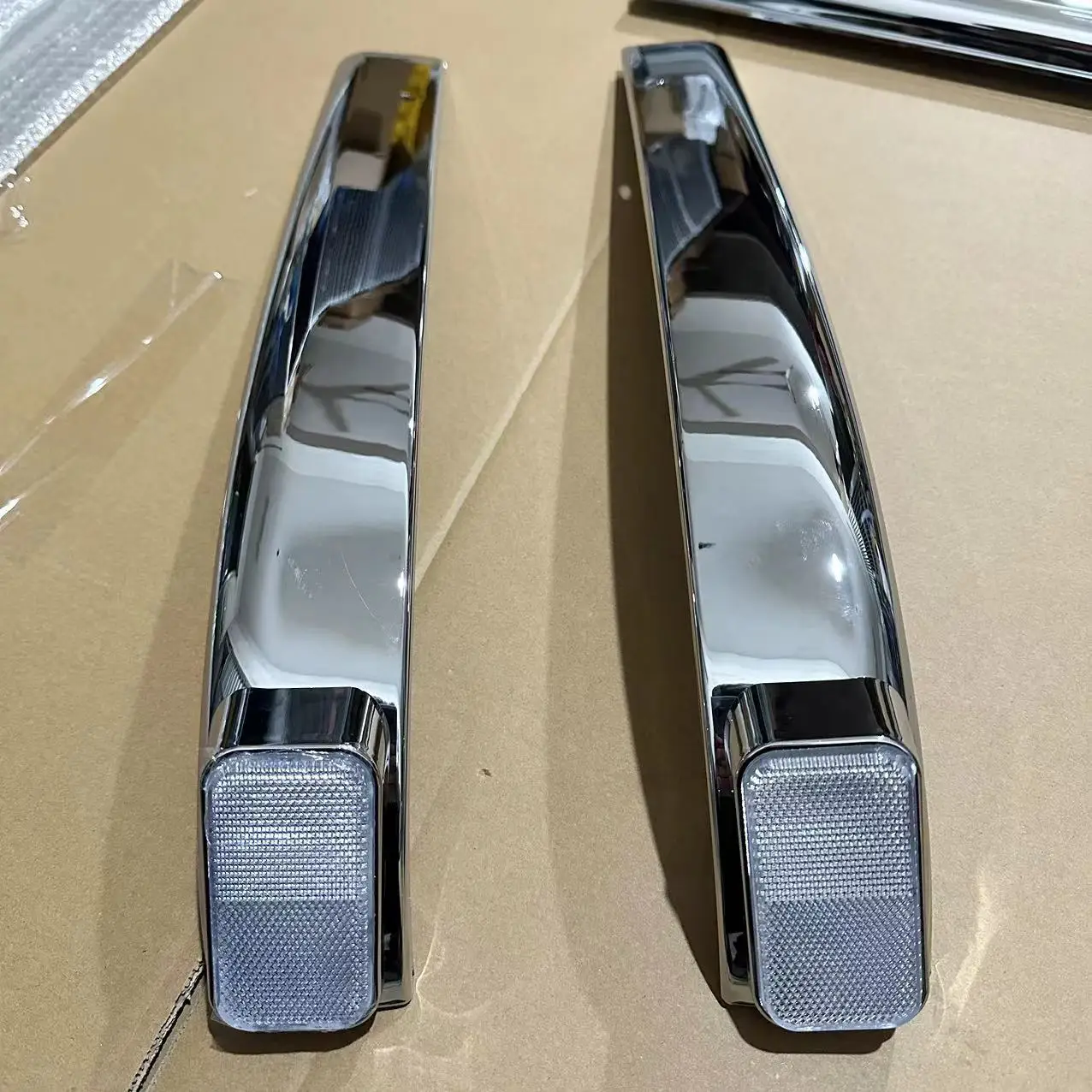 Japanese Truck New MITSUBISH FE96/FE647/FB511 Chrome-plated Grille with Accessories supplier