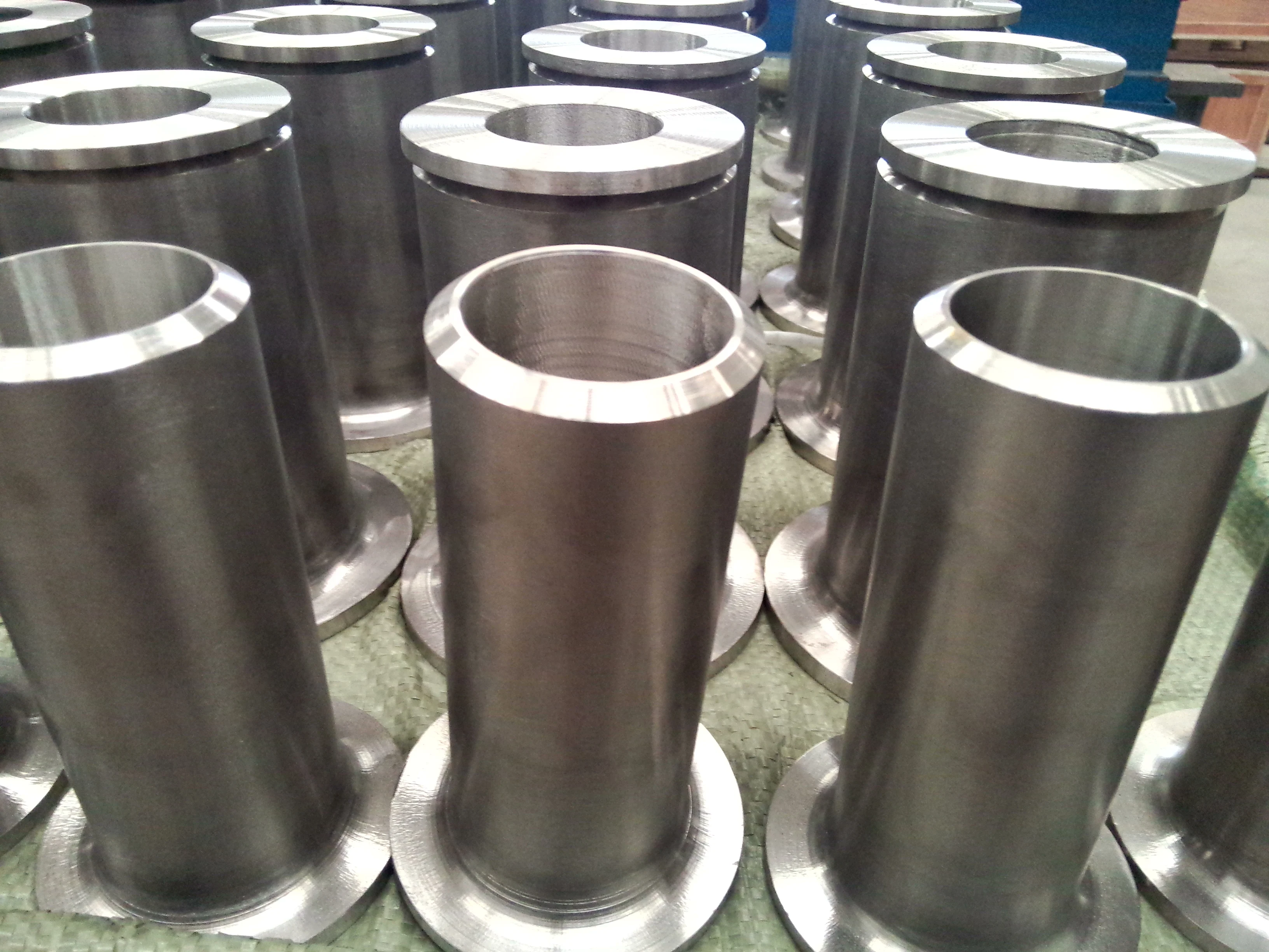 DIN 3.7035 UNS R50400 Long & Short Titanium Stub End Gr2 Pipe Fittings