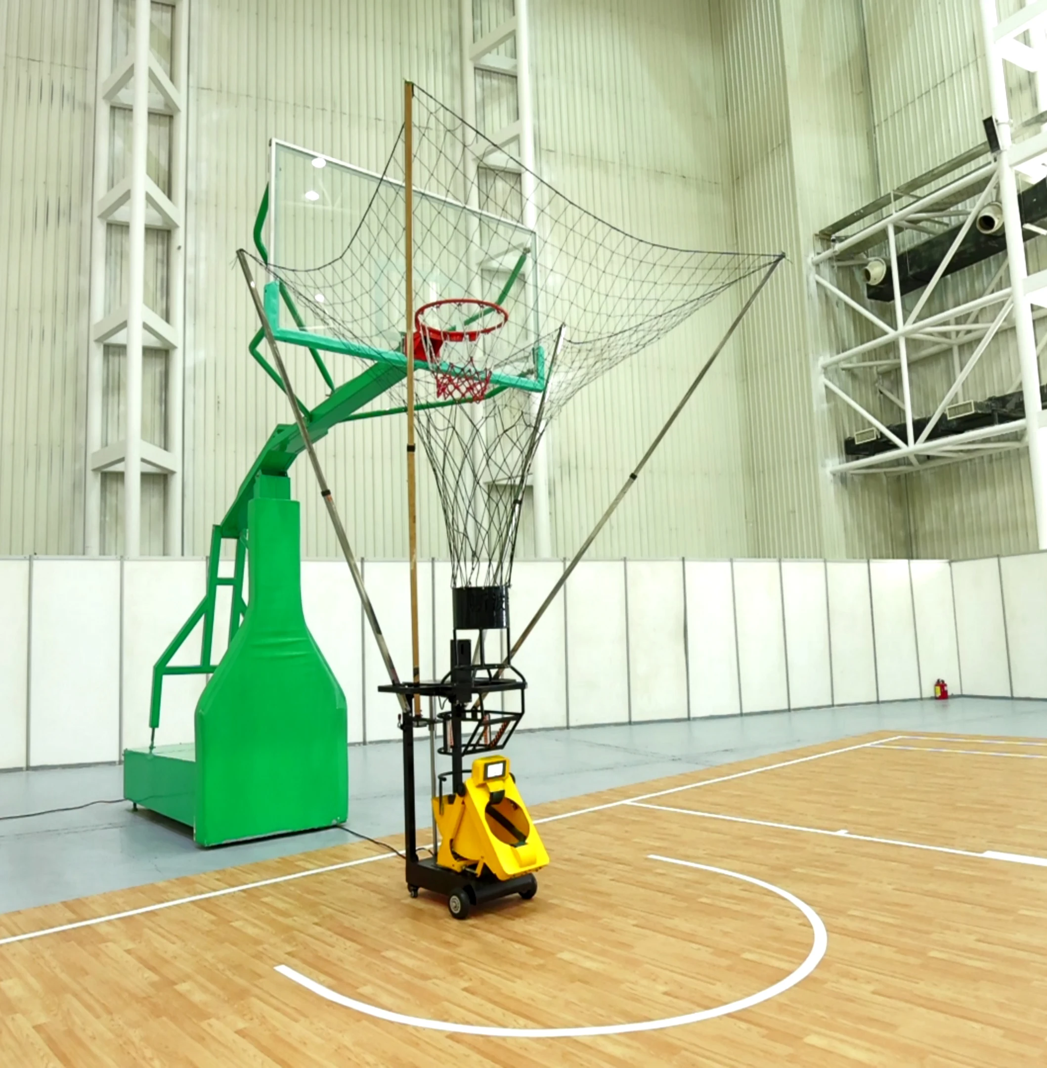 Hot Selling Club Use Basketball Shooting Machine Basketball Training