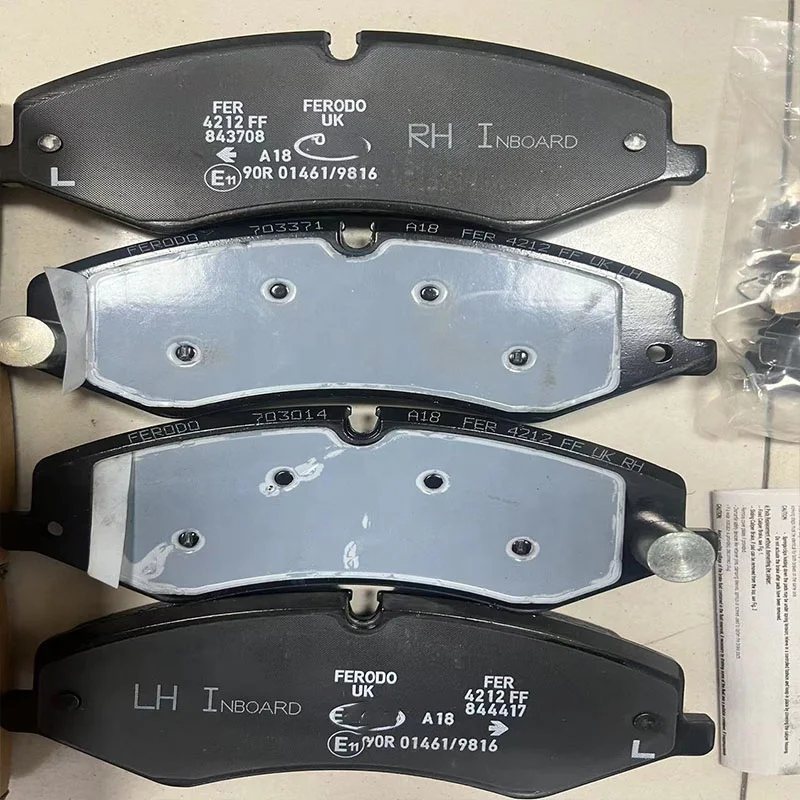 Lr134700 Lr051626 Front Brake Pads Lr051626 For Range Rover Sport 1315