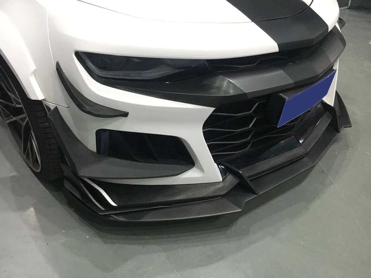 1le Car Bumper With Ss Carbon Front Lip Splitter Canards