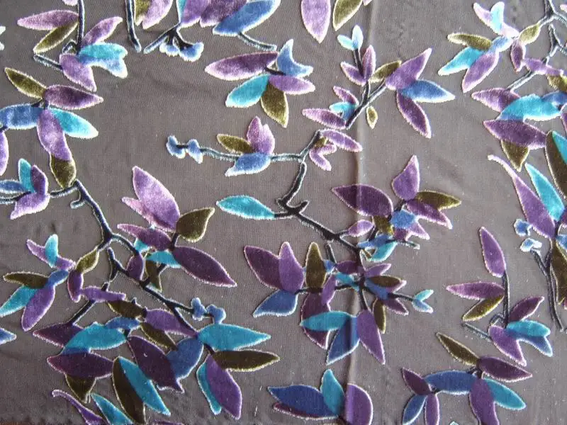 SS07-132 BURN OUT SILK VELVET.JPG