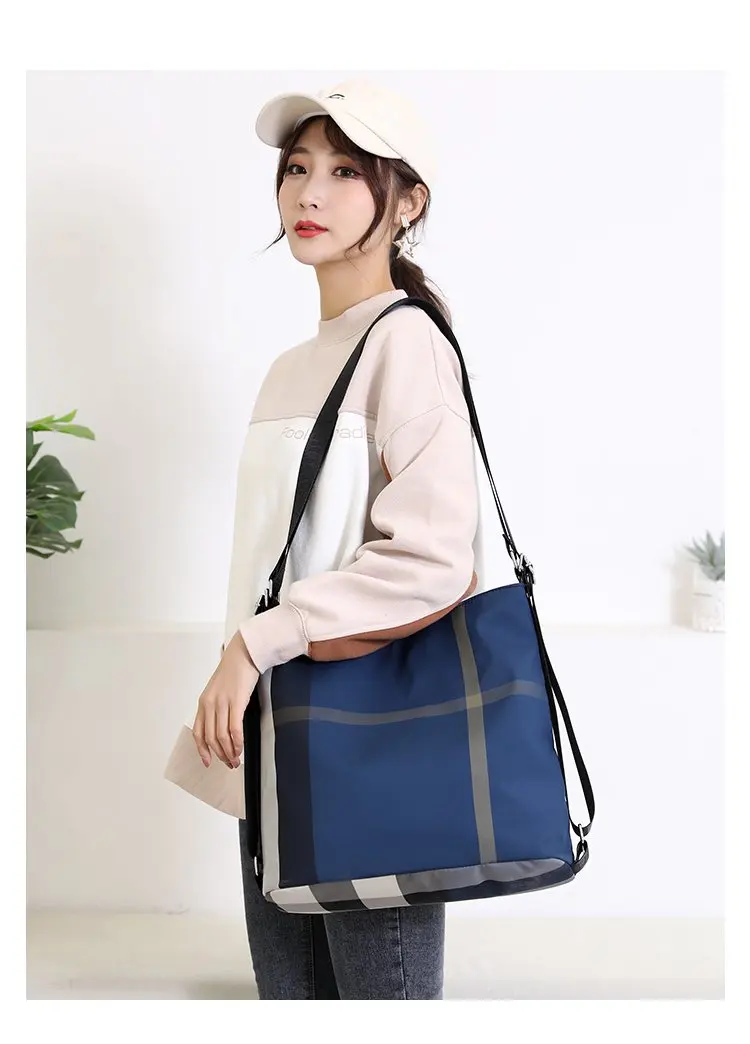 Plaid print backpack  -3.jpg