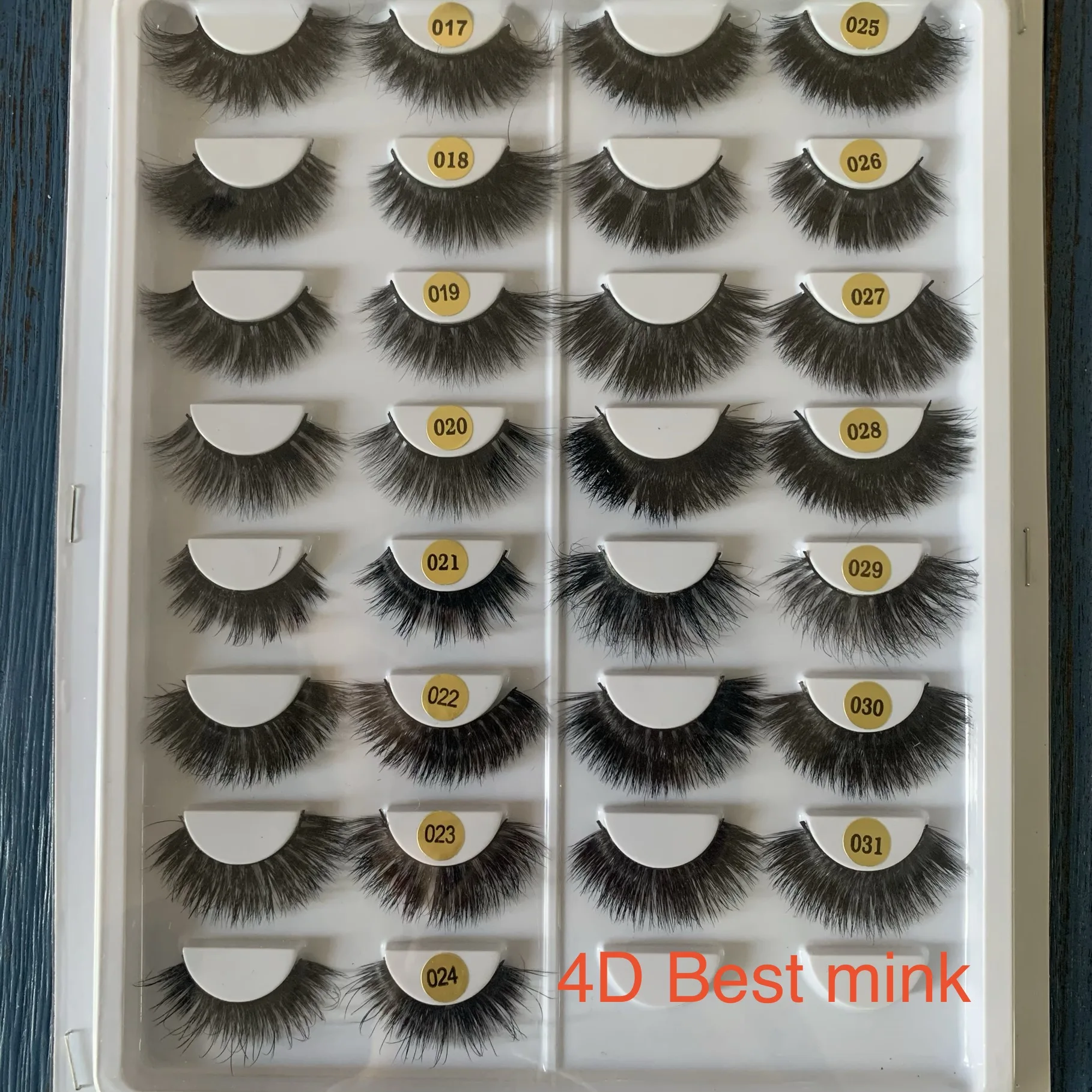 20 Mm Lashes With Clear Glitter Eyelash Cases Wholesale Empty Lash