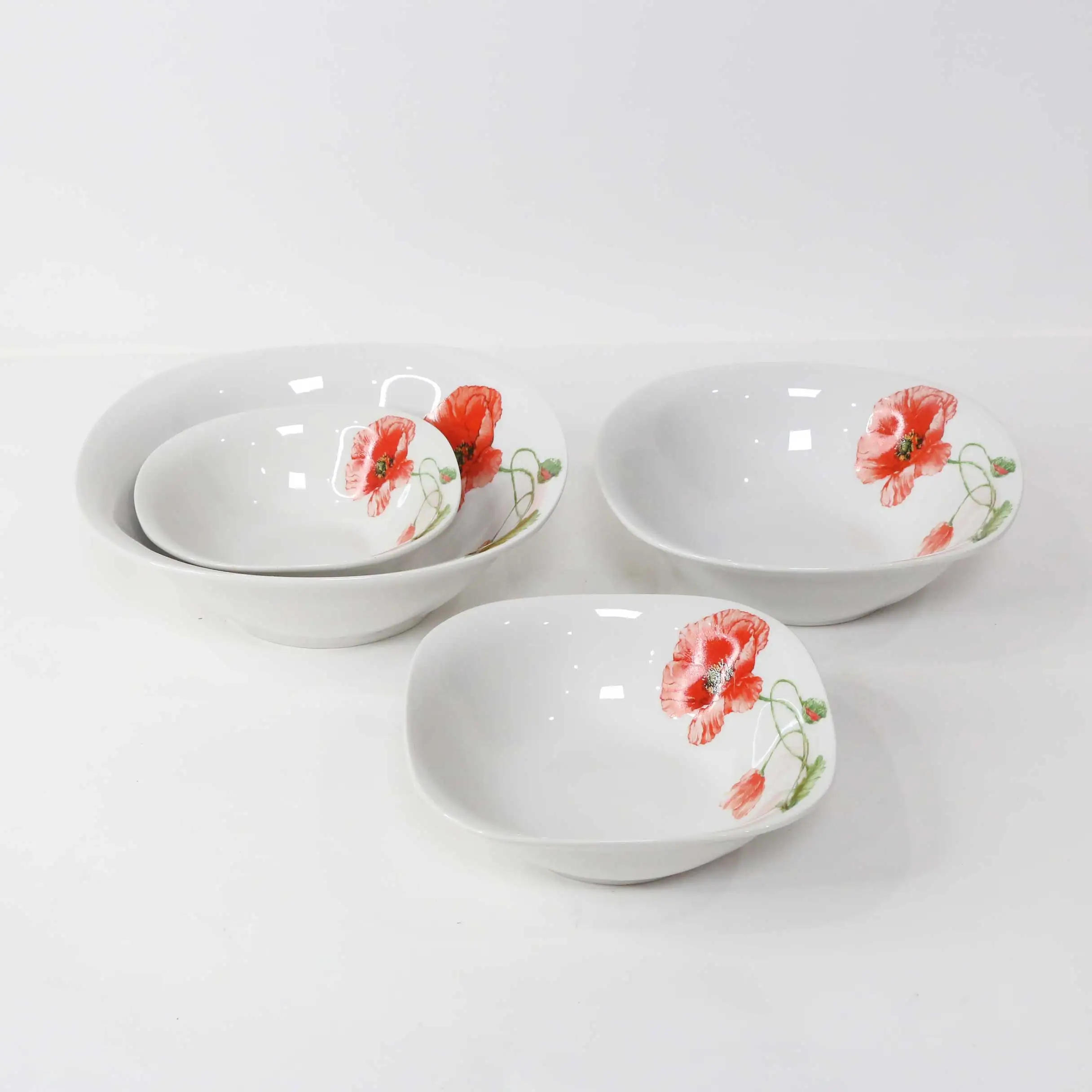 批发沙拉碗不同形状陶瓷制造不同的设计