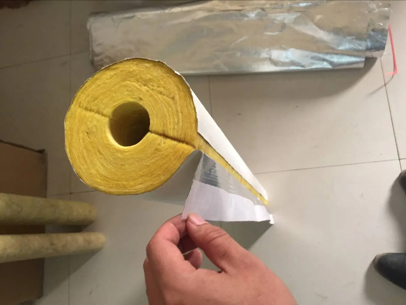 Fibreglass Wool Pipe Soundproofing Glass Fiber Insulation Wool - Buy ...