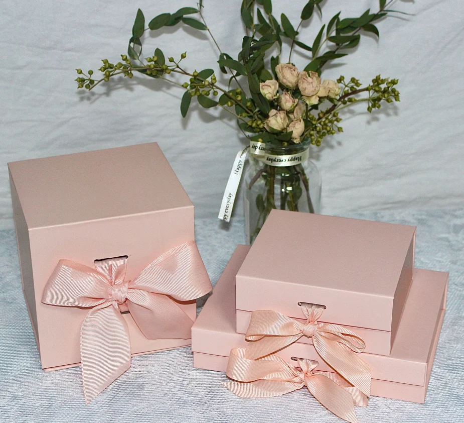 Folding  Gift box .png