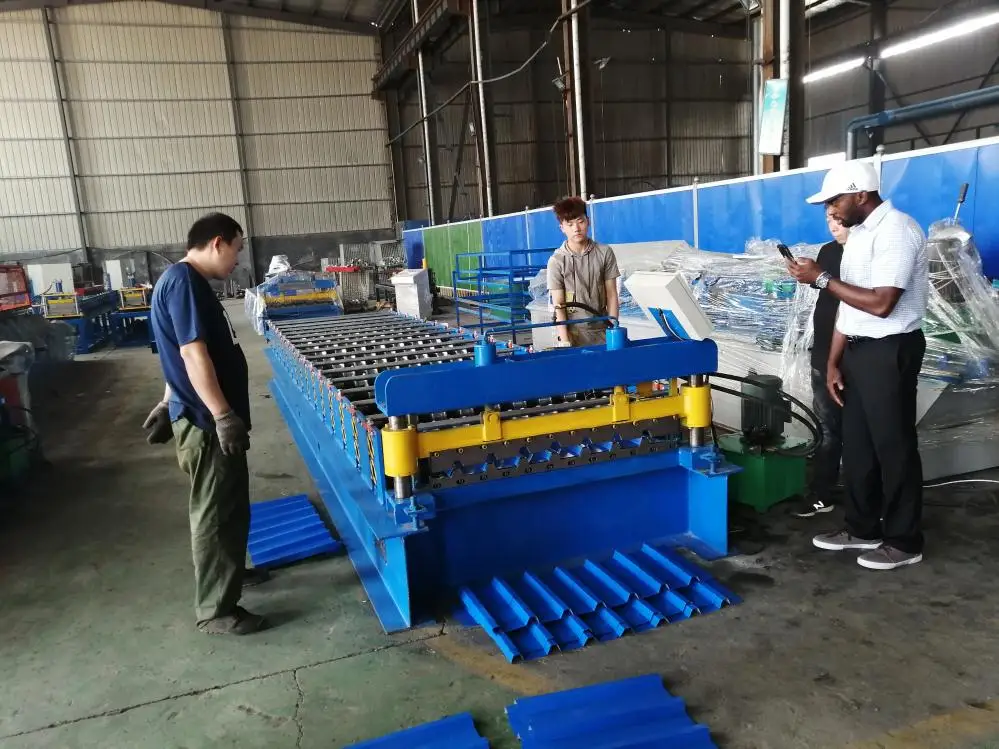 Color steel trapezoidal metal roofing sheet roll forming machine design manufacture
