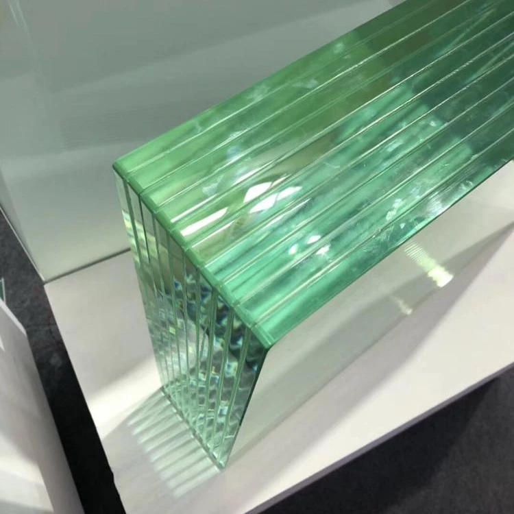 Clear Laminated Glass, Safe, Customized Thickness, Colors and Cut-size are Welcome