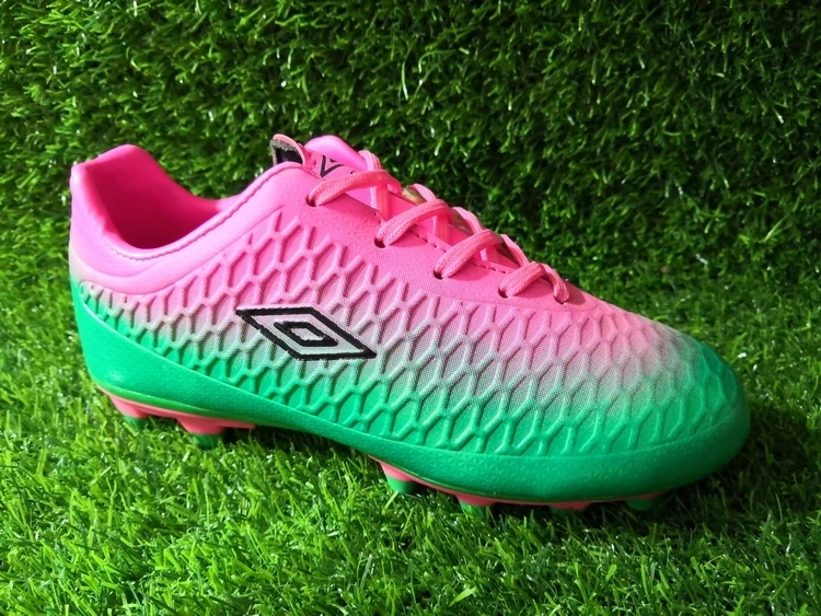 Weshine Wholesale Fashion Soccer Girls Football Shoes Kid's Soccer Shoe