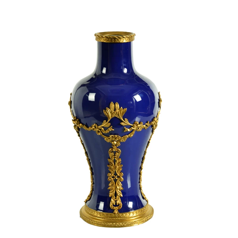 Luxury design factory home porcelain vintage accessories handicraft vase for hotel or villa decor home furnishing decoration