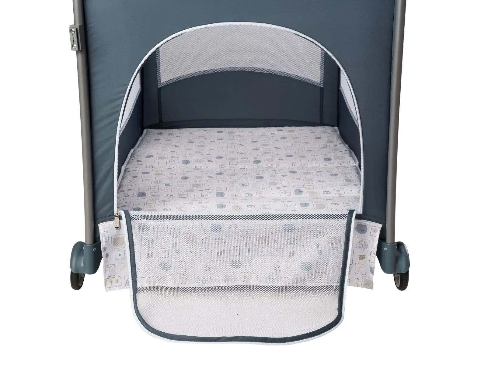 En716 Standard Safety Baby Travel Cot With Game Entrance And Mosquito