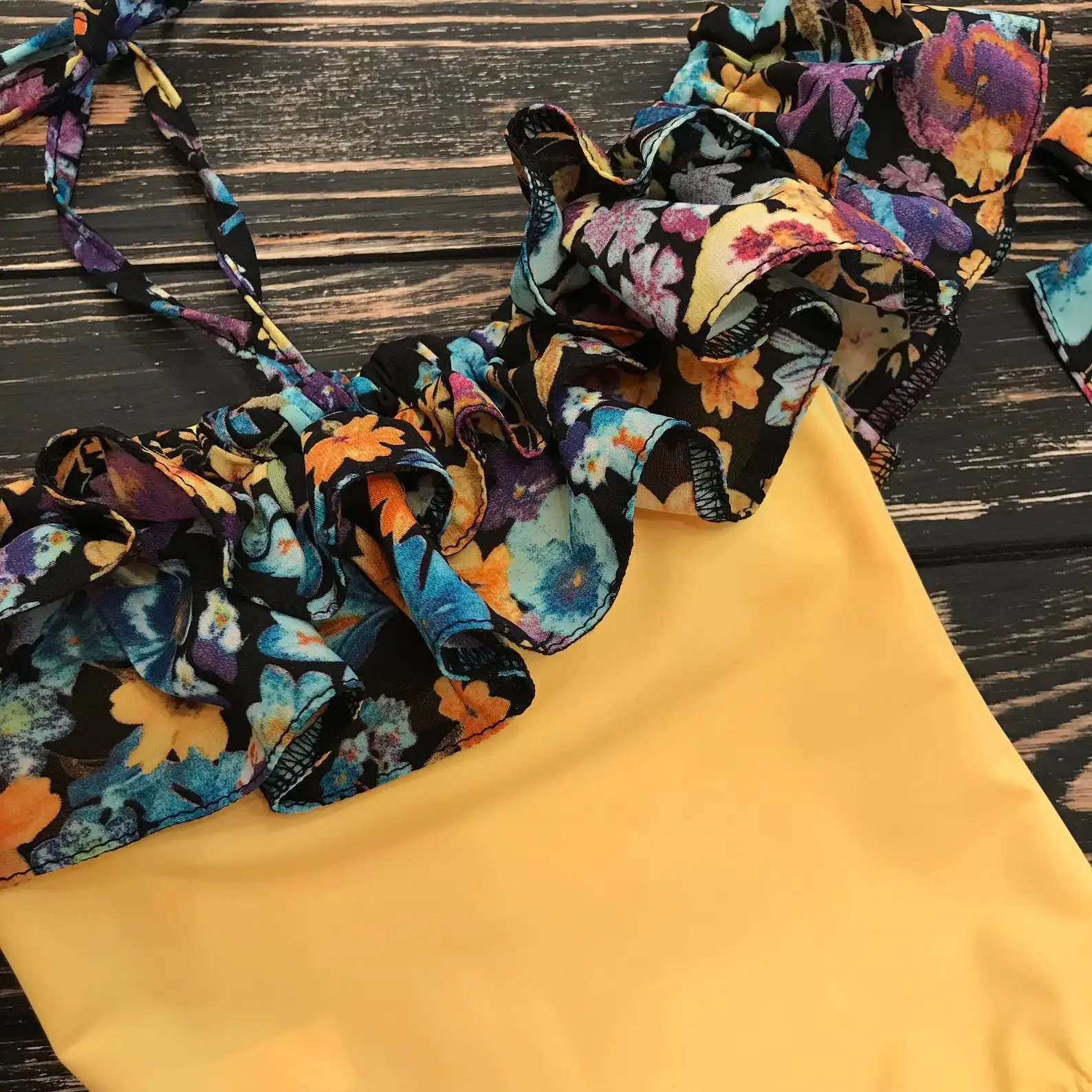 热卖儿童孩子泳装宝宝小女孩比基尼儿童夏装浮动泳装宝宝