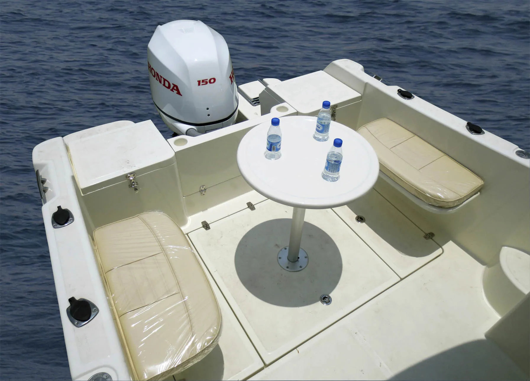 Hot Sale Oceania 23wa Sea Boat Mini Fiberglass Fishing Yacht For Sale