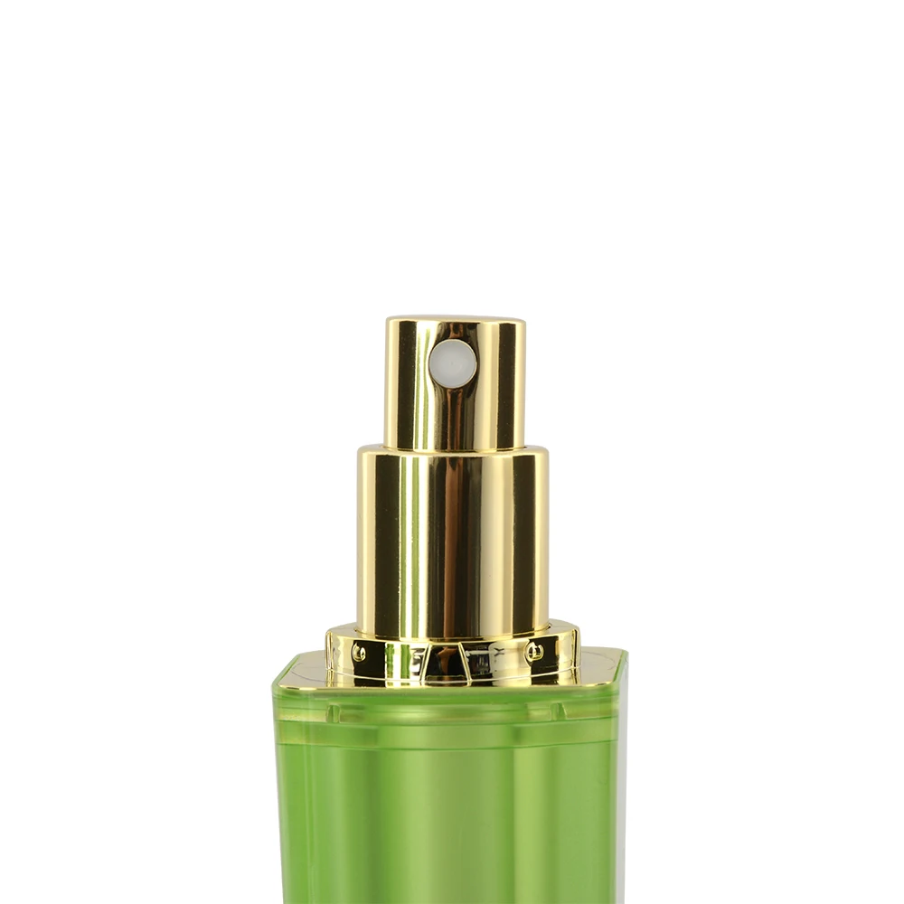 Square Airless Dispenser Bottles Green 40ml 70ml Plastic Green Color PP Material