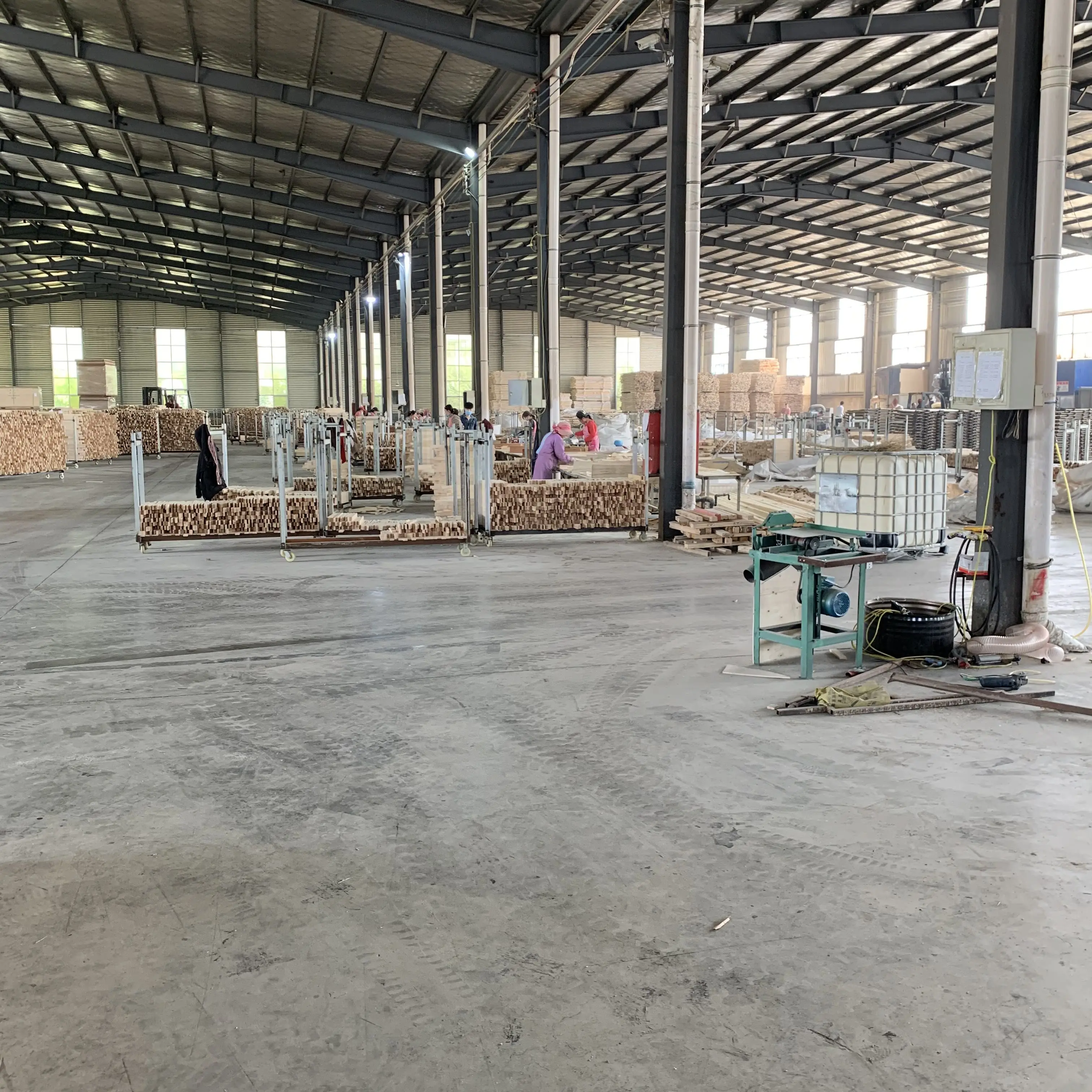 Pine Wood Cubic Meter Poplar Wood Lvl lvb Best Quality Polar Plywood