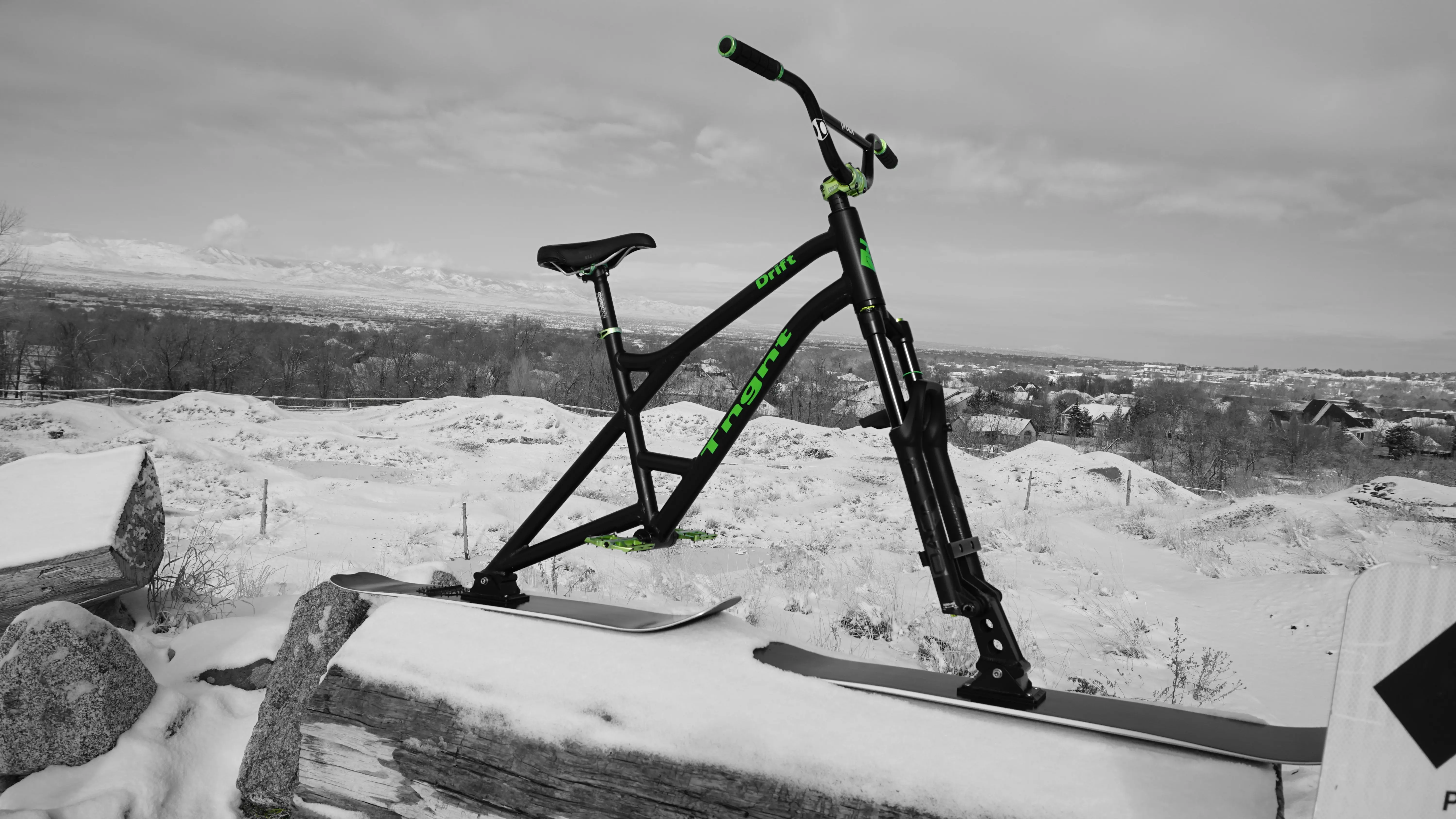 Freestyle Skiing Equipment Snowscoot For Adult Snow Bike Buy Ski Bike Hot Sell Skibike Good Skibike Product On Alibaba Com