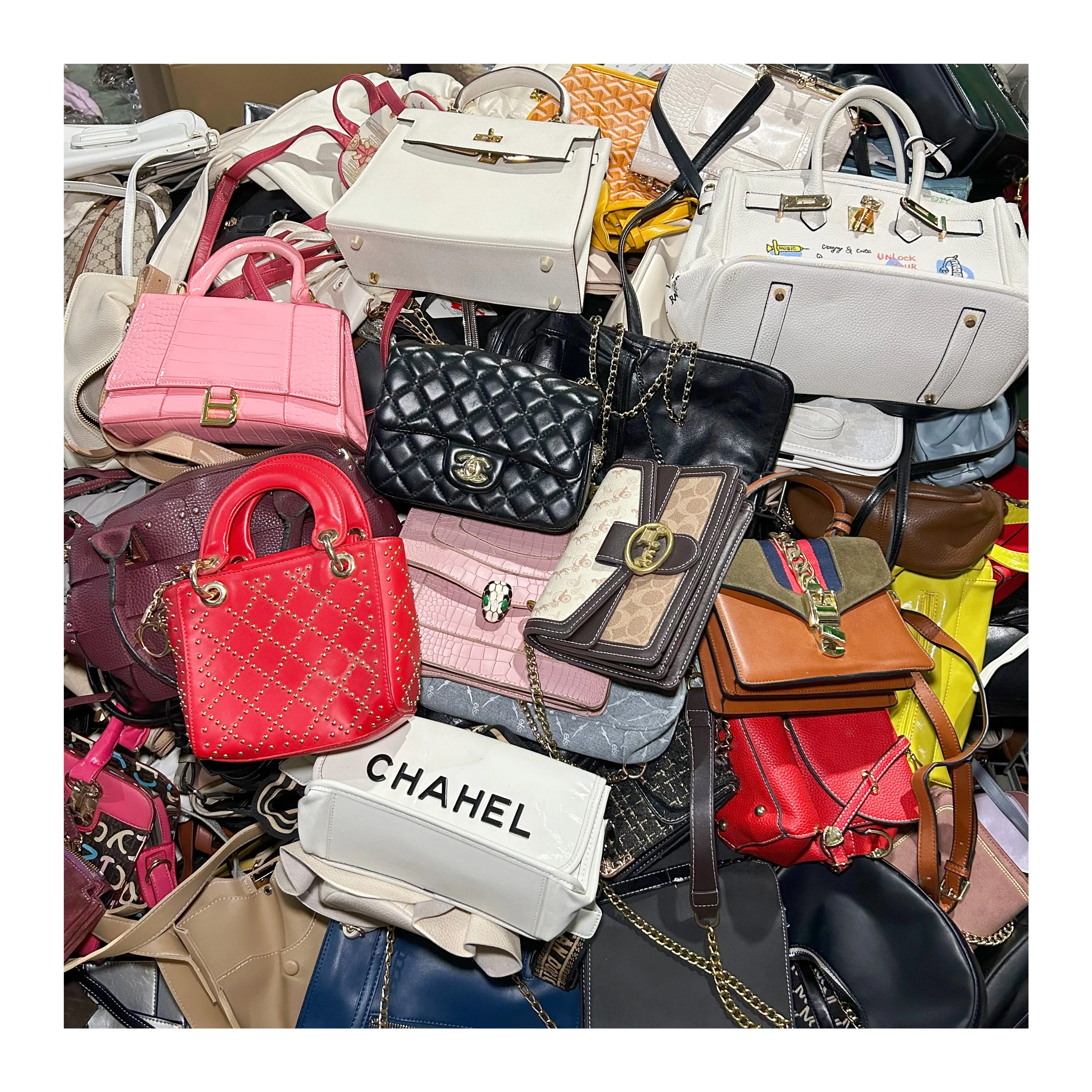 A2 Wholesale Used Bags Bales Luxury Brand Bags Ukay Bag Premium Box