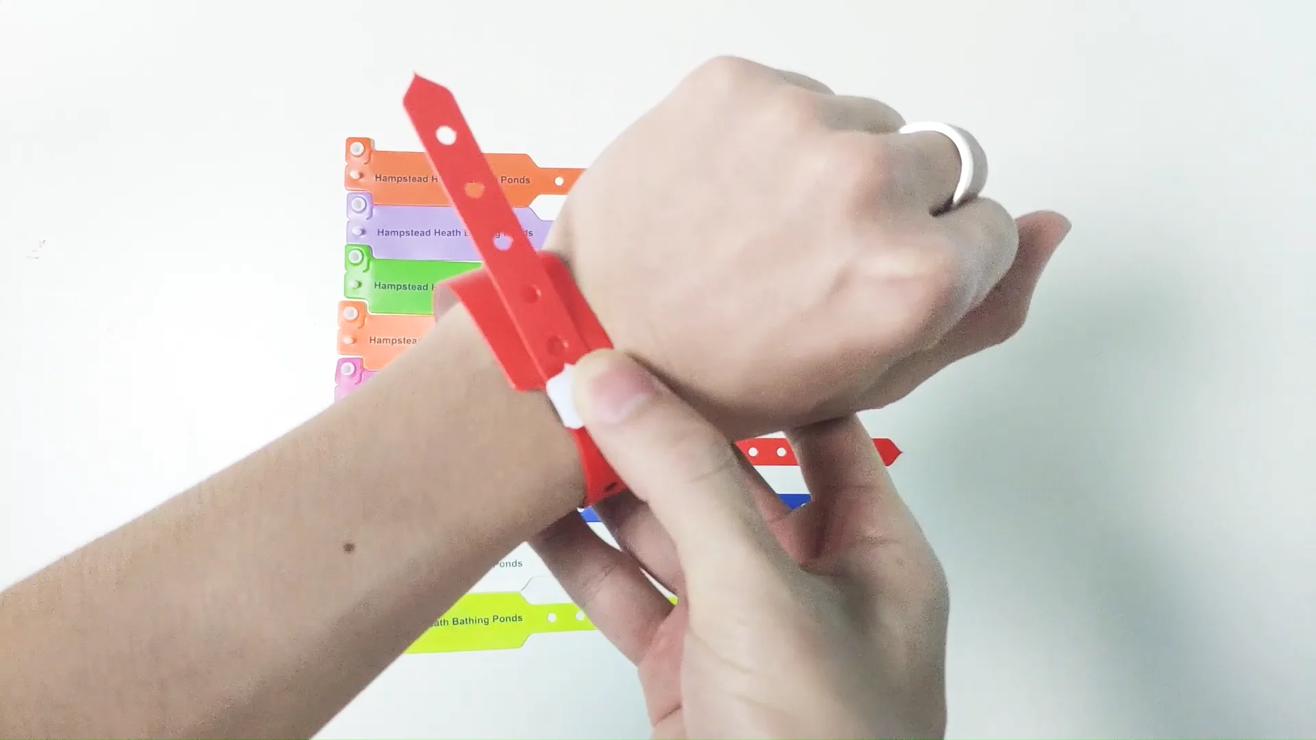 Medical Soft Pvc Vinyl Snap Rfid Wristband Id Band Baby Identification