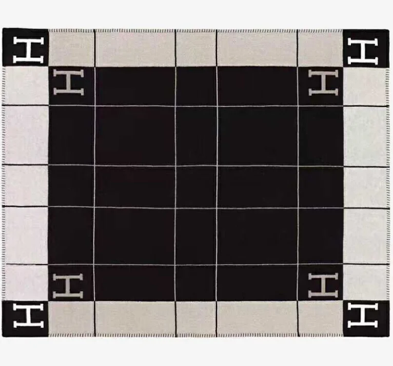 
All-Season Super Soft Luxury Bed Blanket with Lattice Design blanket 