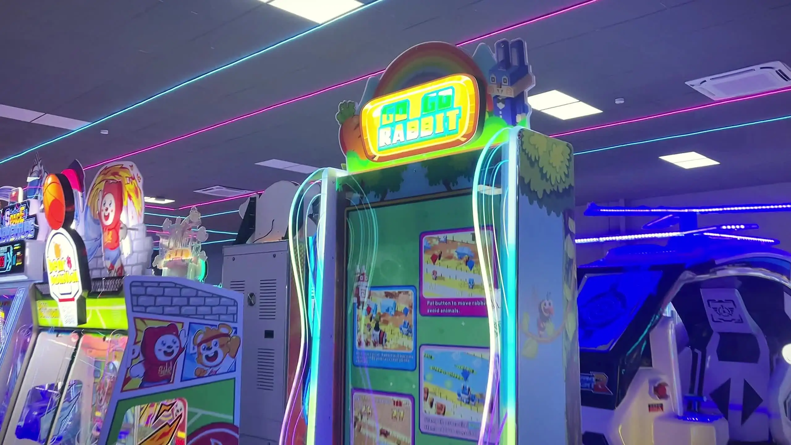 Funspace Coin Operated Kid Fun Game - 2 Players Arcade