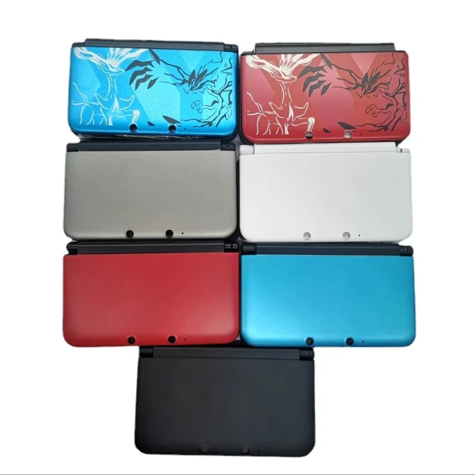 Side-by-side comparison of original New 3DS XL shell (left) vs. eXtremerate replacement (right), highlighting improved screw threading and ribbon channel