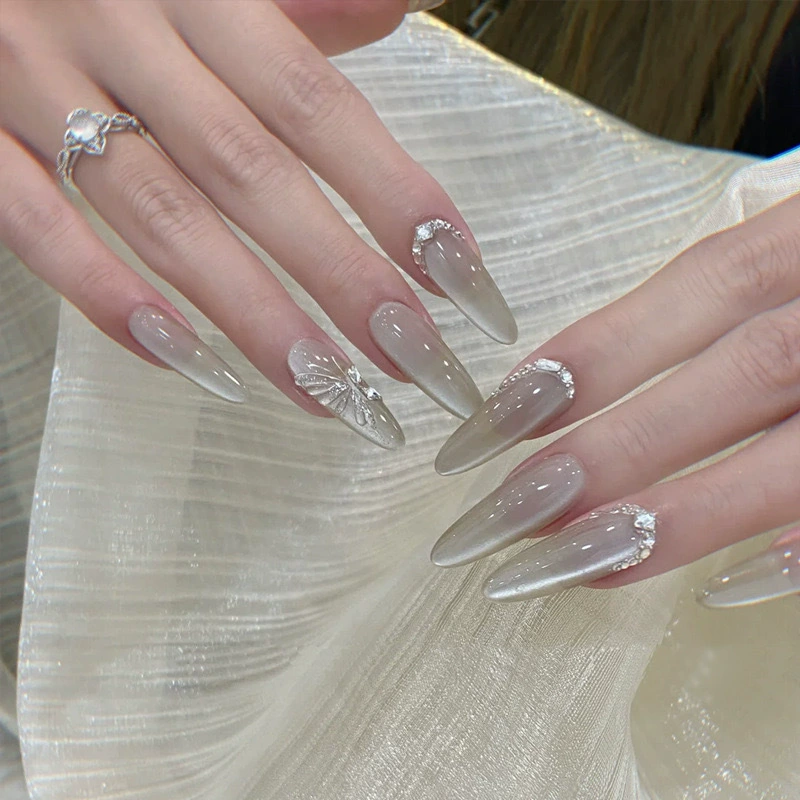 Veloura Nails — Luxury Press-On Nails