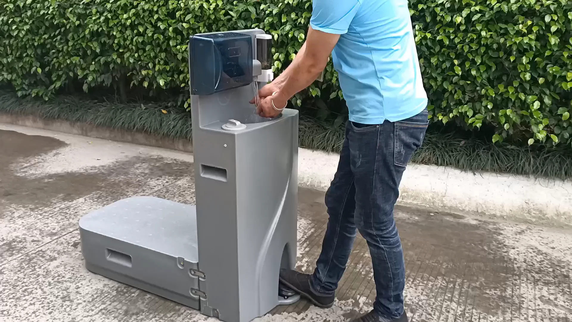 Hand Free Plastic Hand Wash Station Portable Hand Washing Sink With Hot