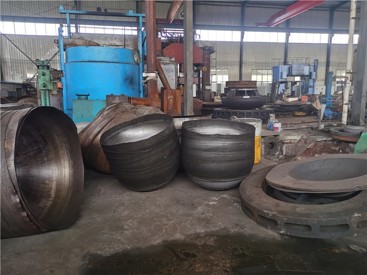 Hot Pressed Carbon Steel Dish Elliptical Head for Tanks Smooth Polishing Forging Technique ASTM JIS Standards Weld for Chemical