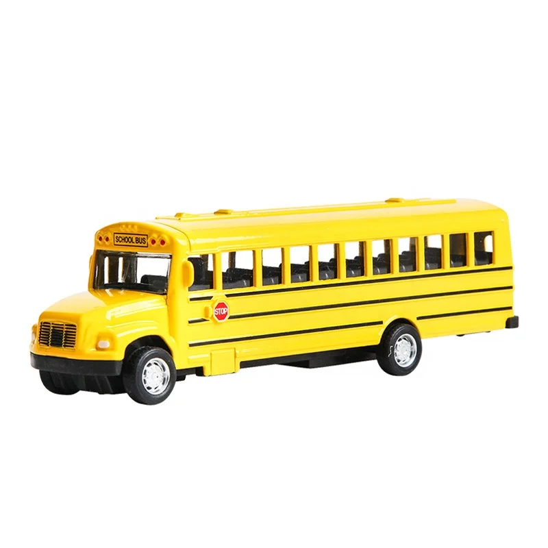 Autobús escolar de juguete amarillo fotografías e imágenes de alta  resolución - Alamy