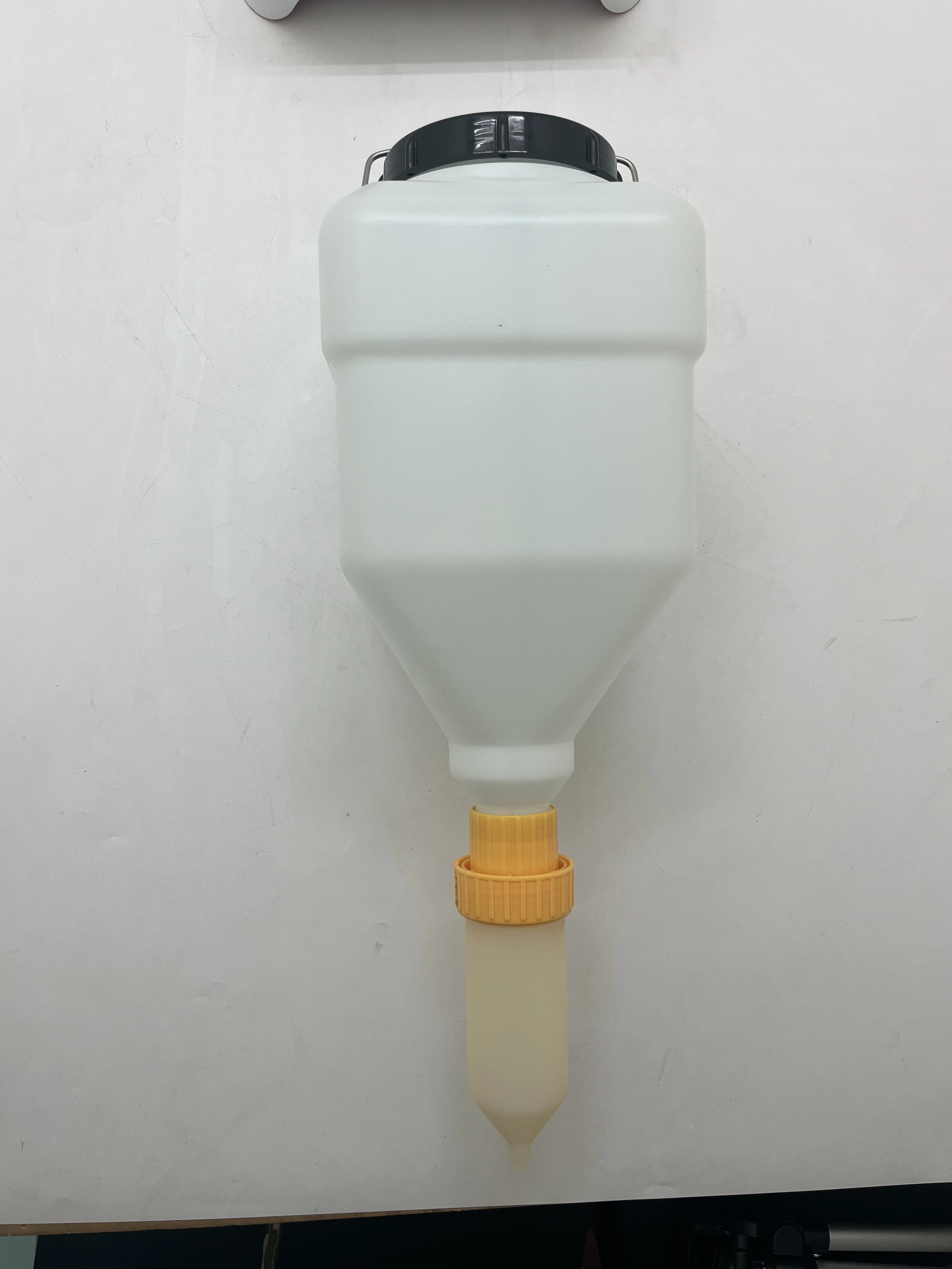 Hanging Sauce Dispenser/sauce Dispenser Buy Hanging hanging Sauce