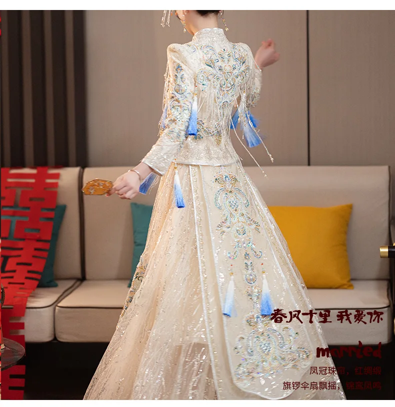 S3335A Luxury White Xiuhe Dress Modern Chinese Style Wedding Dress Heavy Industry Bridal Dress for Summer Weddings