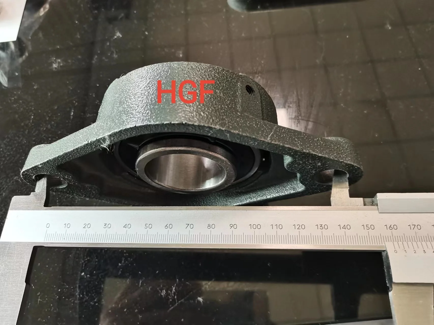 Hgf Pillow Block Bearing Ucfl208 Size 40x175x51.2mm Printing Machinery