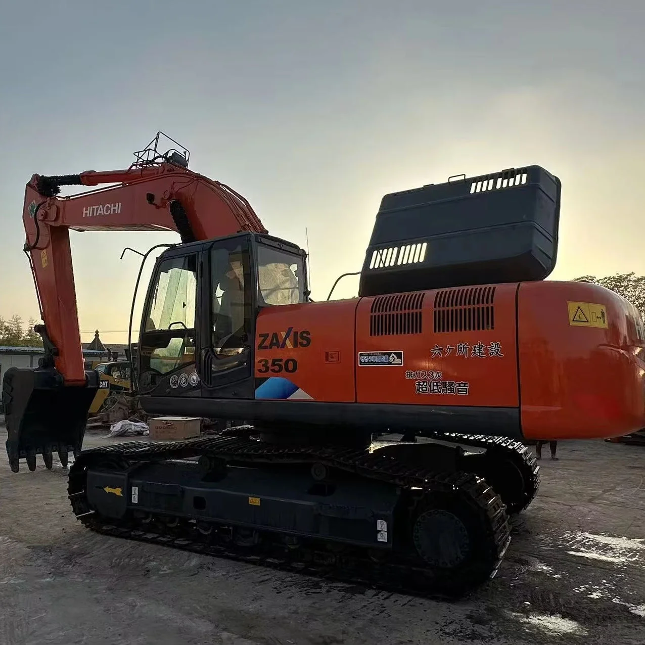 Used Hitachi ZX350 35 Ton Crawler Excavator Japan Original Heavy
