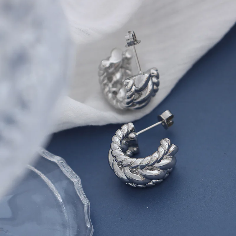 2022 Summer Fashion New Stainless Steel 18k Gold Design Light Luxury C