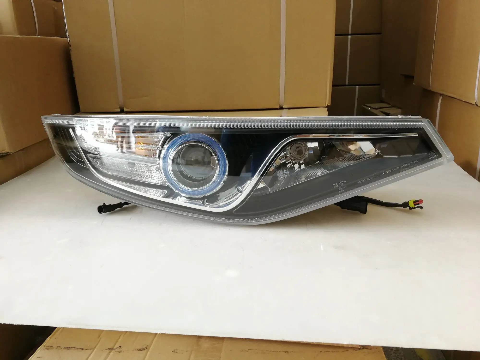 Bus Front Headlamp Bus Light Head Lamp Zhongtong Hc-b-1567 - Buy Bus ...