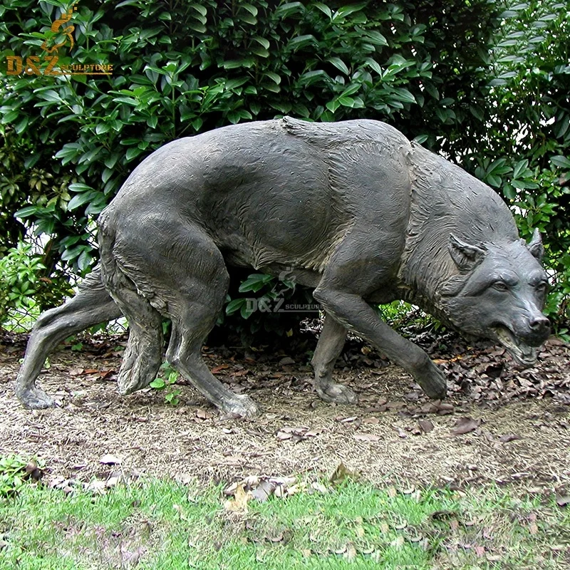 イノシシを殺す新しい動物のデザインの激しい真鍮のオオカミの彫刻 Buy ウルフ 真鍮オオカミ ウルフ彫刻 Product On Alibaba Com