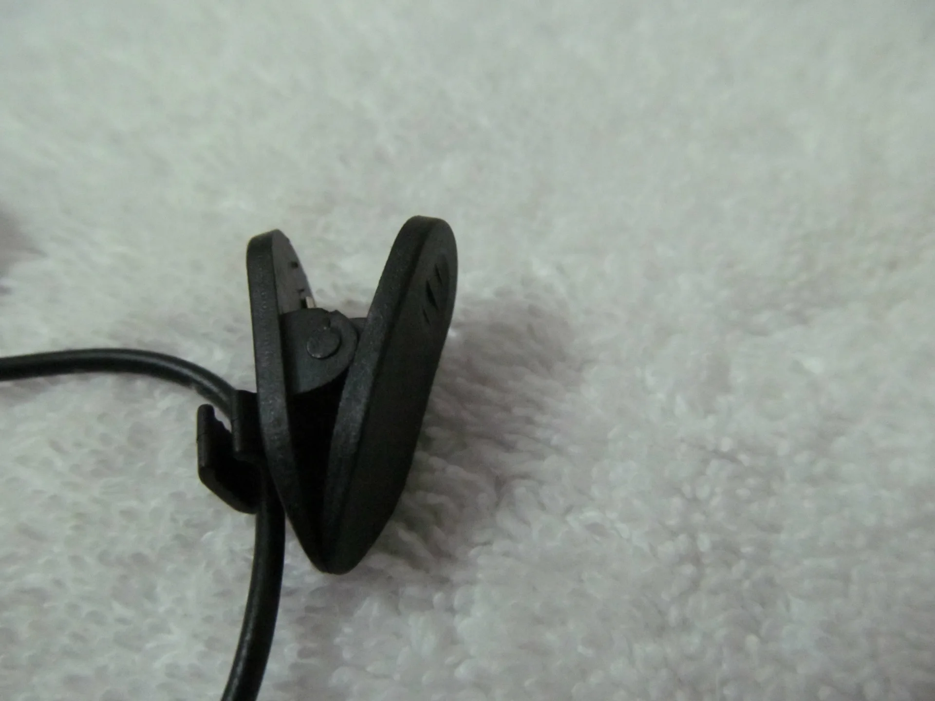 3.5mm Audio Hands Free Clip Camera Phone Sponge Mini Condenser Collar