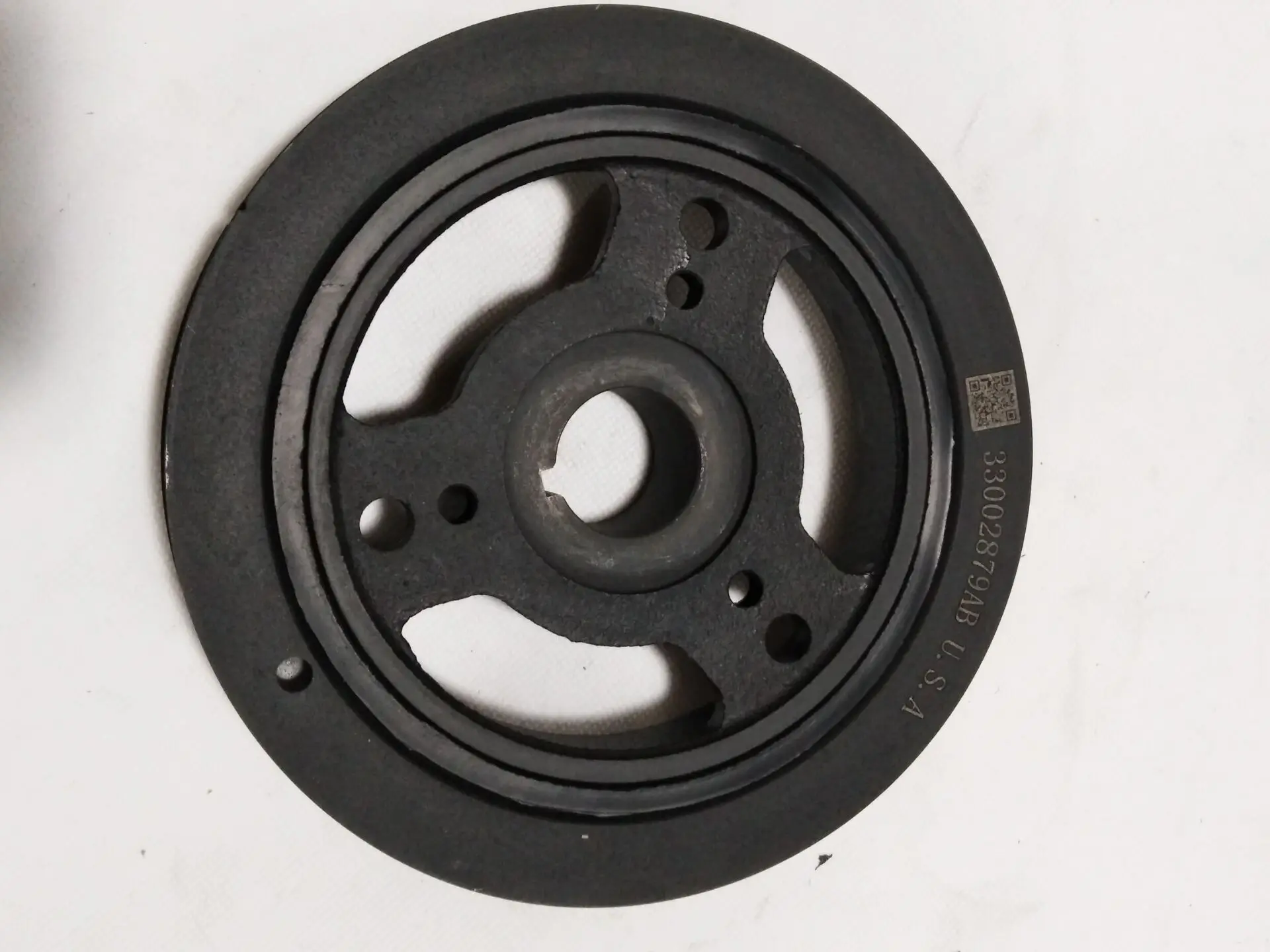 发动机谐波平衡器crown 33002879ab