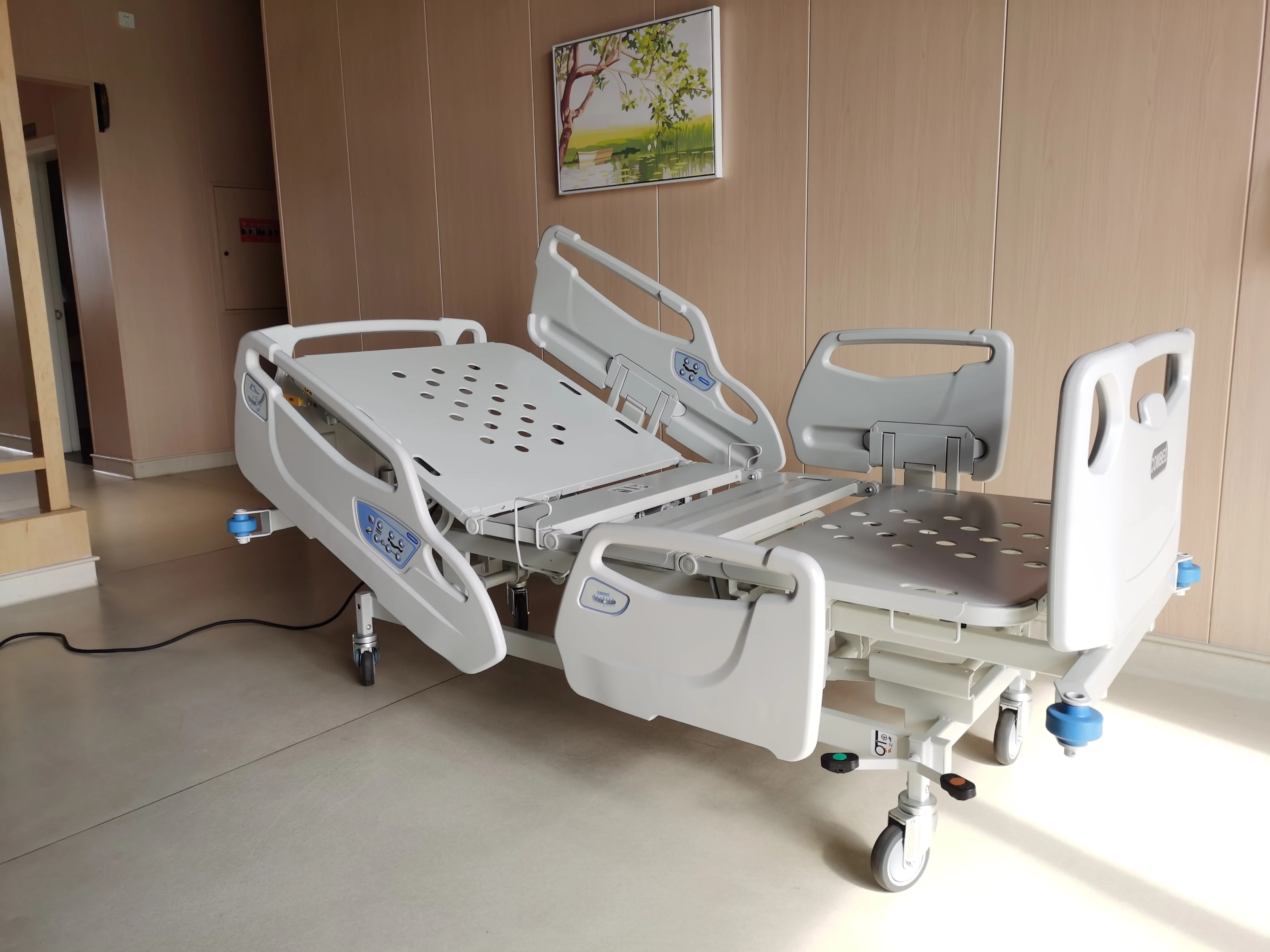 Dhb01 Four Wheels Medical Motor Electric Adjust Height Hospital Care