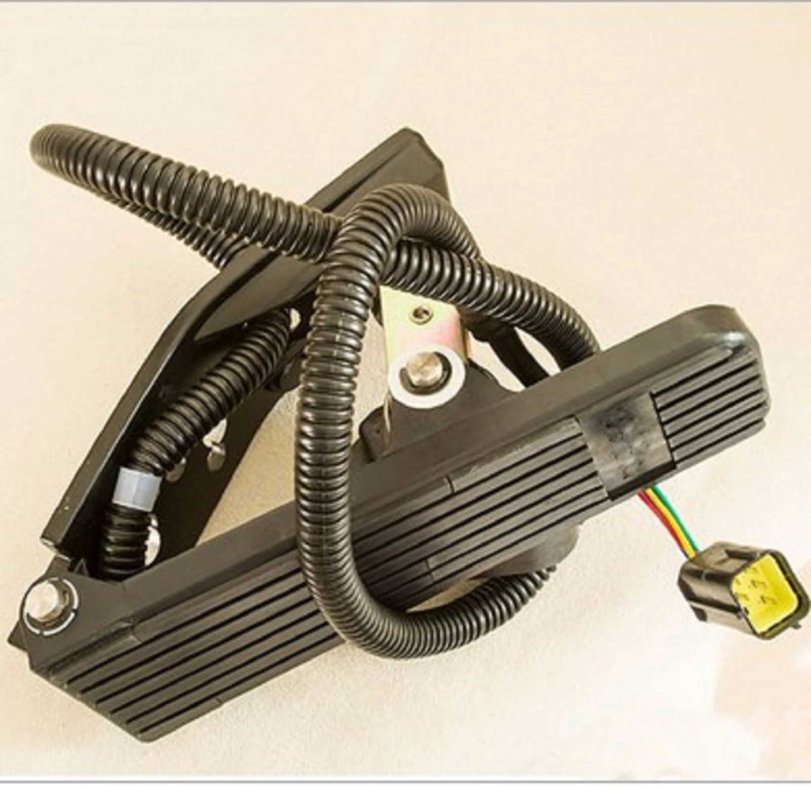 05v Halleffect Motor Throttle Potentiometer Foot Pedal 1290v Dc Hxjs4805 Buy 05v Hall