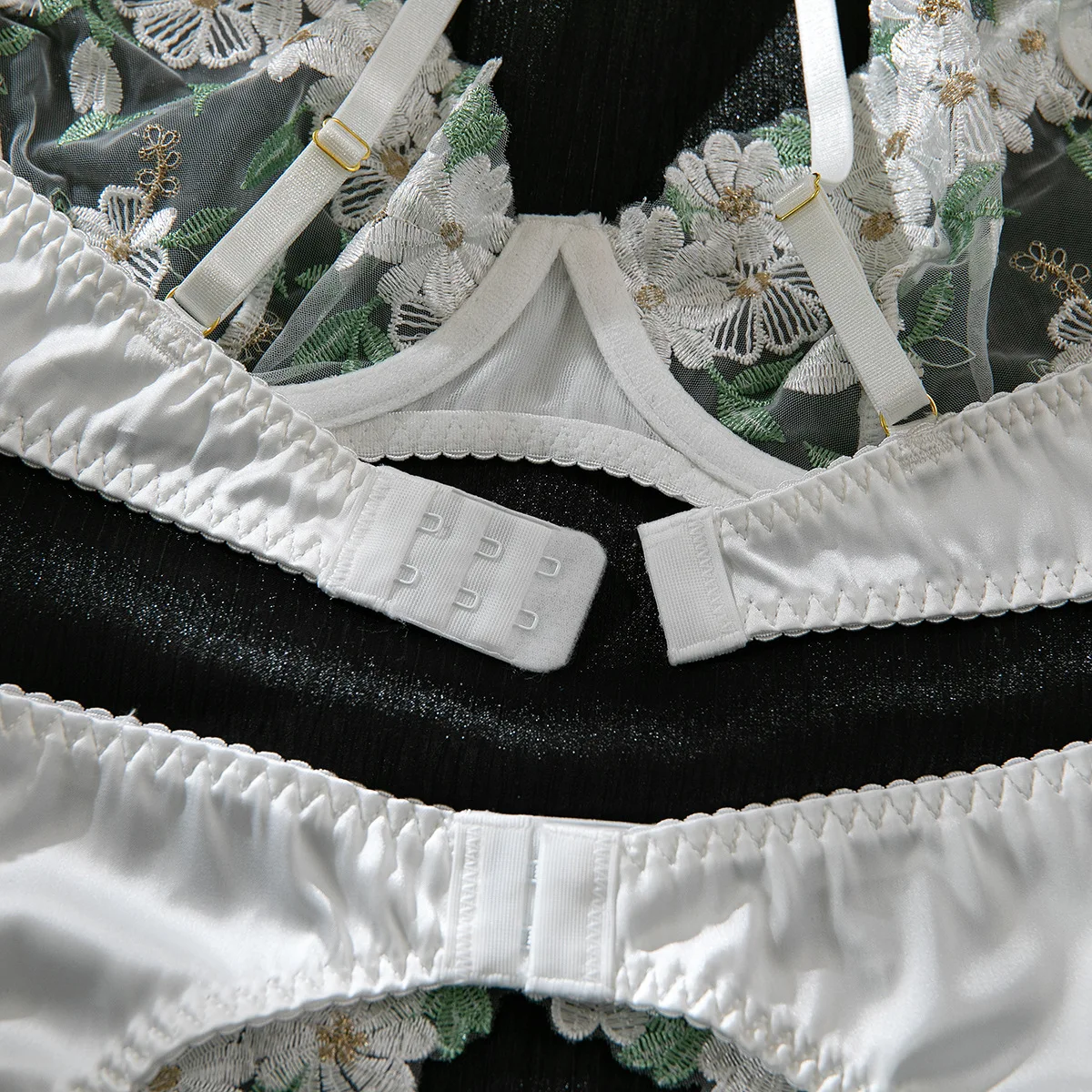 Women's Four-Piece Sexy Satin Breathable Thin Intimates Set Multi-Color ...