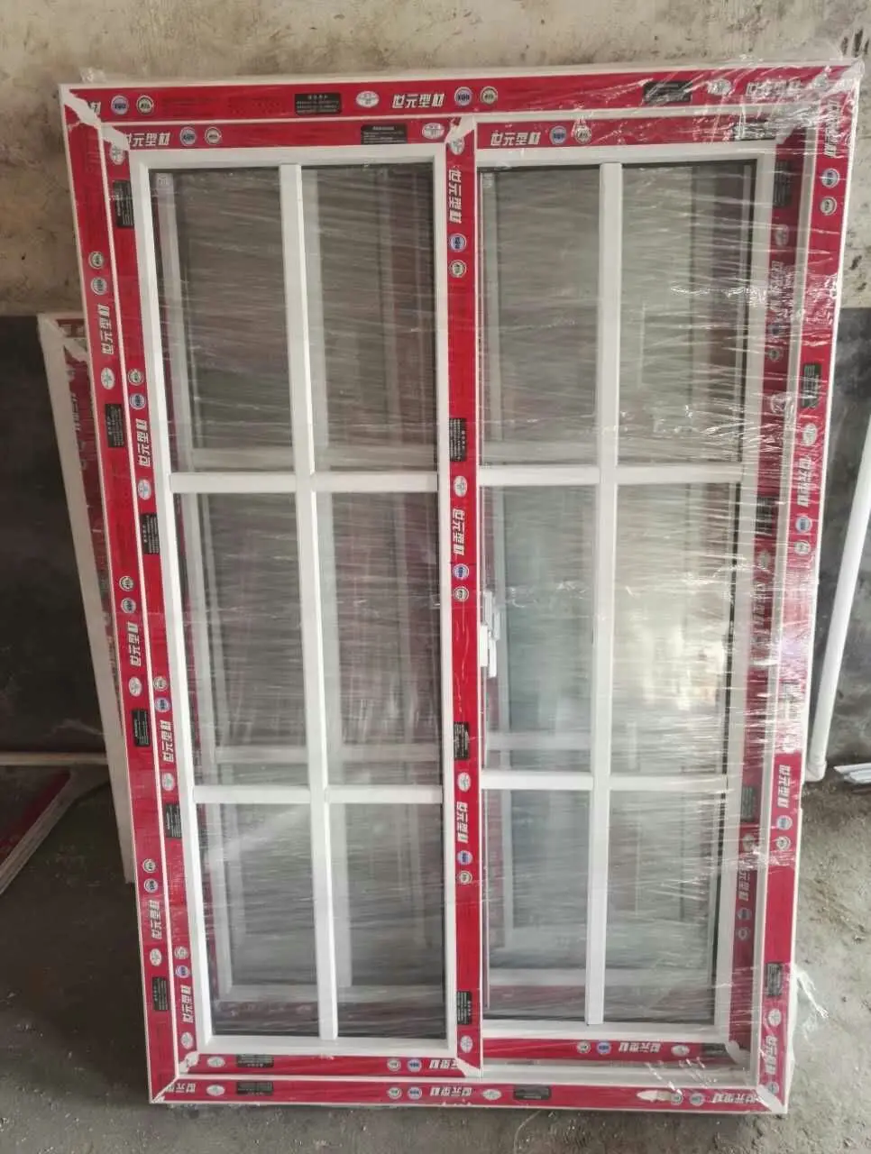 Cheap 2 Track aluminum sliding windows with grill design double glass for home